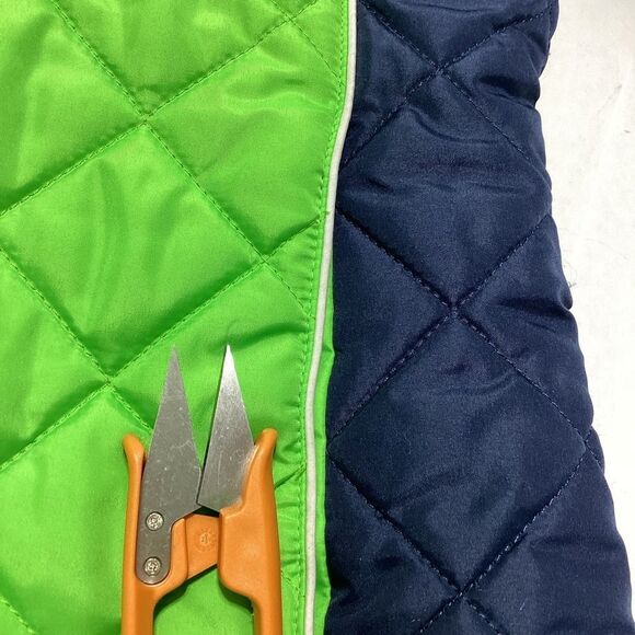 Seattle Seahawks Quilted Jacket Women’s Size L - Picture 5 of 9